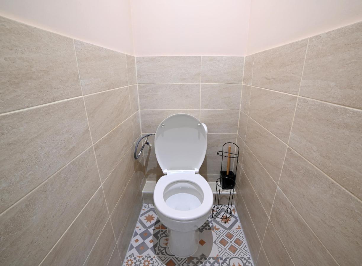 Maison Avec Spa Dans L'Hyper Centre De Поатие Екстериор снимка
